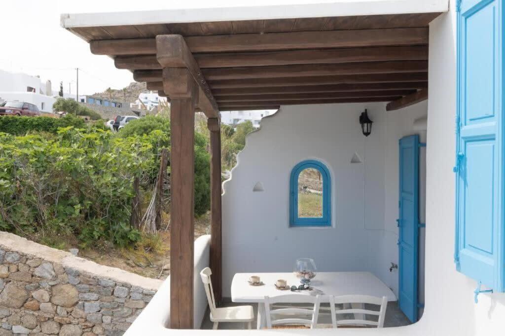 Mykonos Elegance 2-bedroom Escape In Psarou *